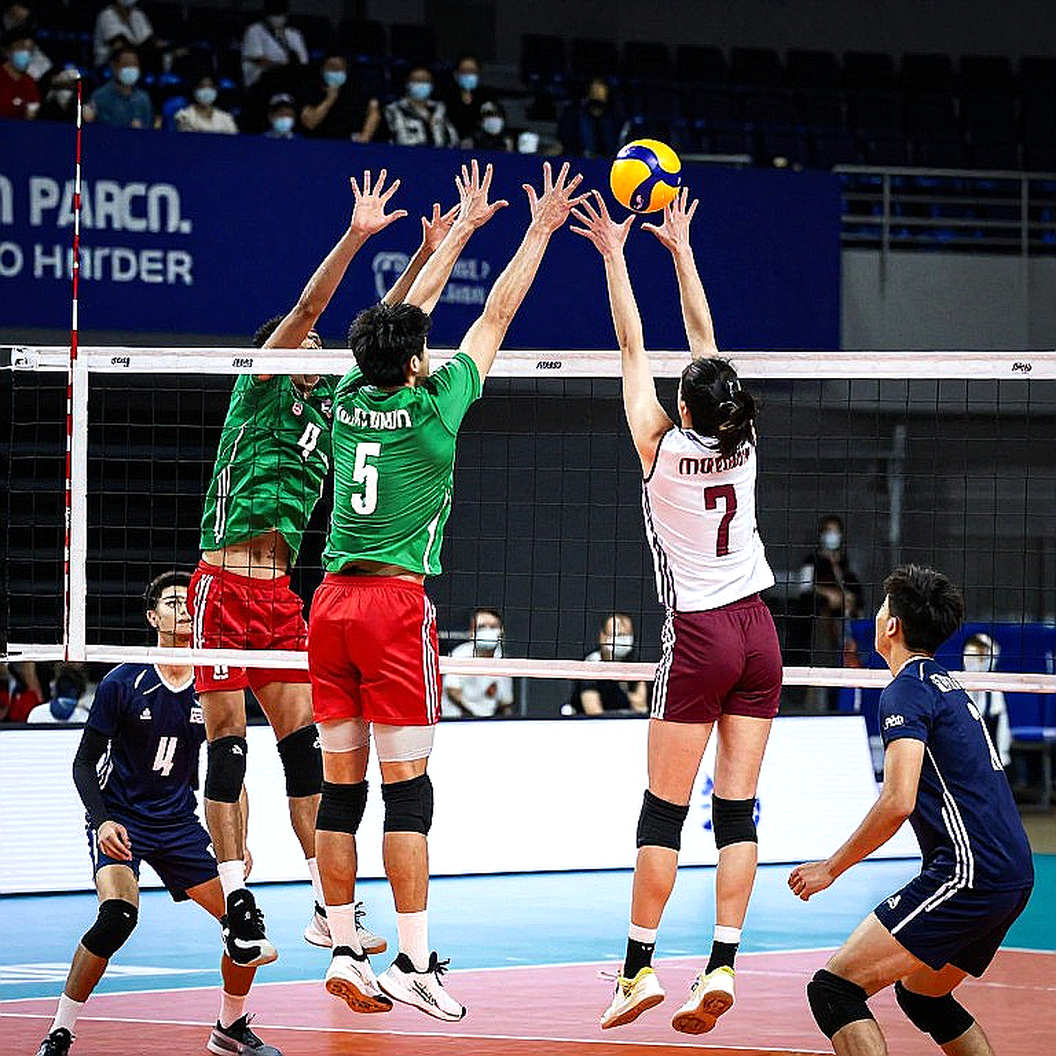 SMU hạ Pitt sau bốn set: Hàng chắn, sự cân bằng và cái giá của một ngôi sao