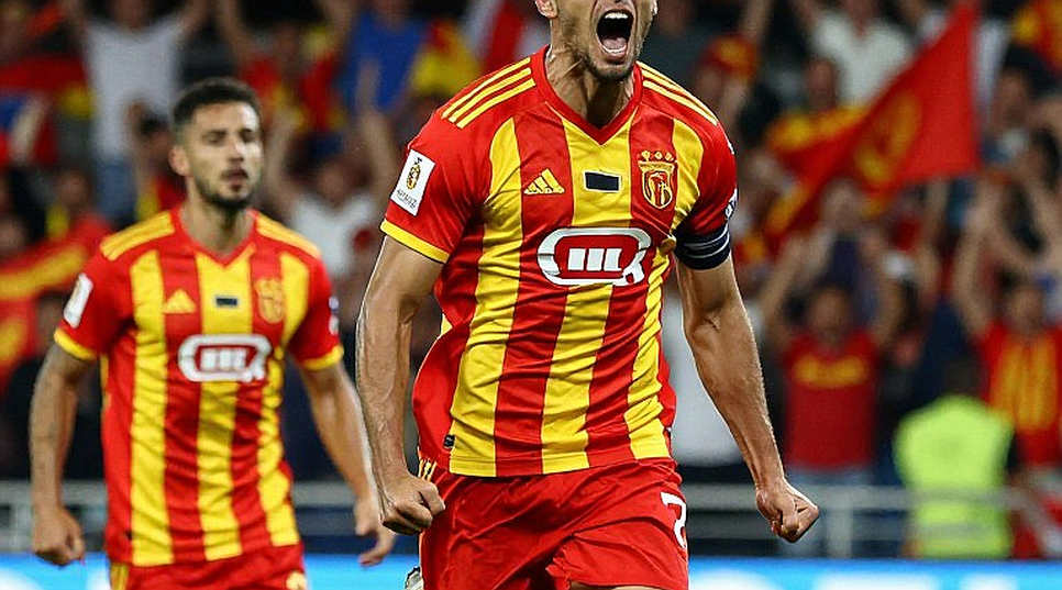 Bàn gỡ của Armando González và cuộc đua vị trí số 9 ở Olympiacos Bàn gỡ của Armando González và cuộc đua vị trí số 9 ở Olympiacos