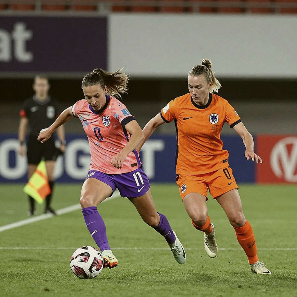 The Hanoi Derby and the Trap Set for a Young Talent The Hanoi Derby and the Trap Set for a Young Talent