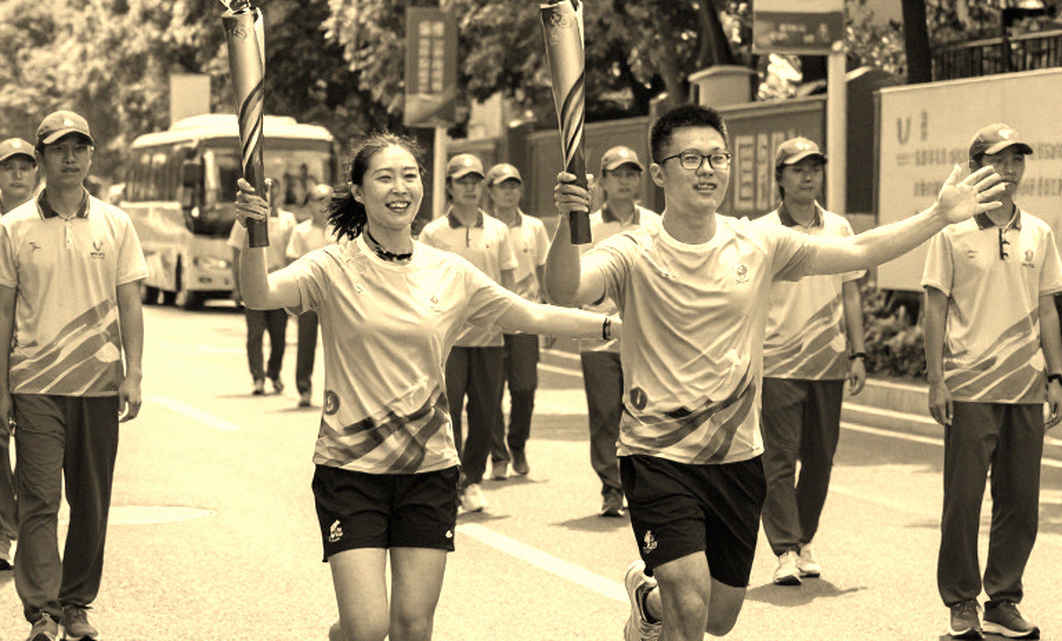 Món Quà Áo Đấu Của Arda Güler: Khi Bóng Đá Thổ Nhĩ Kỳ Đầu Tư Vào Thứ Không Thể Bị Phá Sản