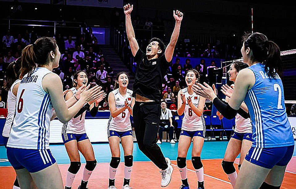 Sân không khán giả ở Trung Quốc mở ra cuộc đua vé Olympic 2028 và nghịch lý của bóng chuyền bãi biển châu Á Sân không khán giả ở Trung Quốc mở ra cuộc đua vé Olympic 2028 và nghịch lý của bóng chuyền bãi biển châu Á
