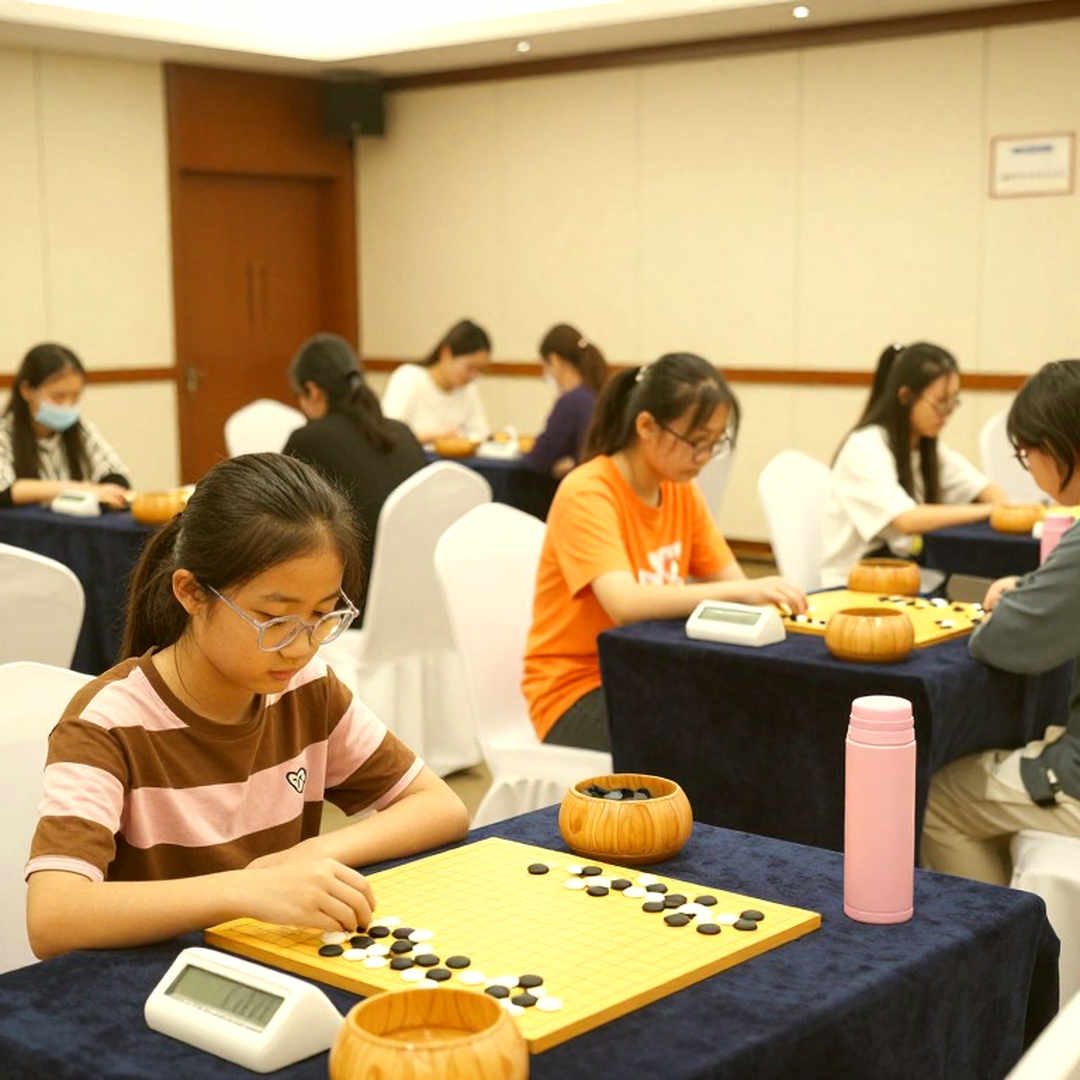 Tech Mahindra Global Chess League mùa thứ tư: Magnus Carlsen trở lại với giải đấu gấp rút trước Olimpiad Cờ Vua Tech Mahindra Global Chess League mùa thứ tư: Magnus Carlsen trở lại với giải đấu gấp rút trước Olimpiad Cờ Vua