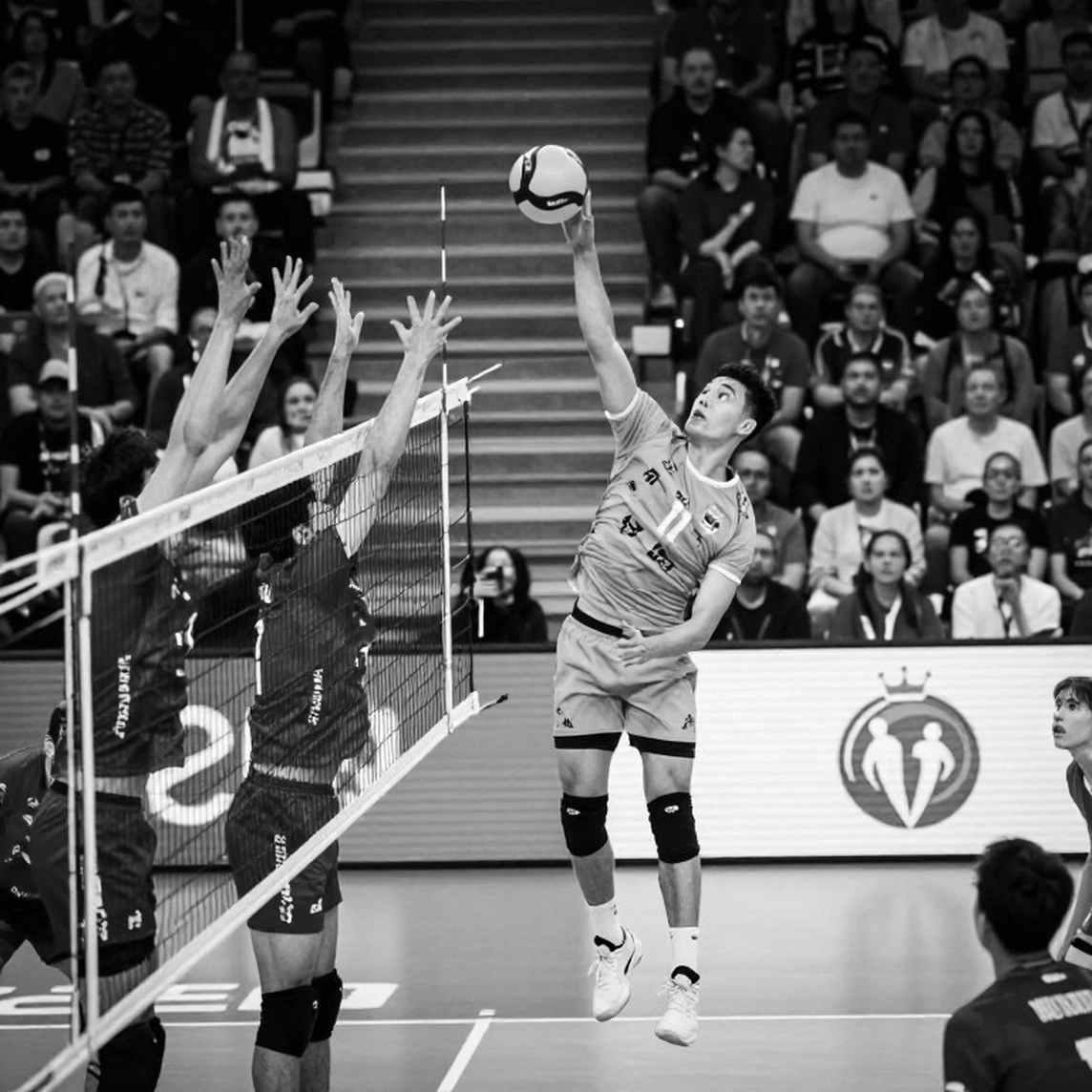 The Setter's Footwork: The Hidden Fracture Point in Vietnam's Women's Volleyball The Setter's Footwork: The Hidden Fracture Point in Vietnam's Women's Volleyball