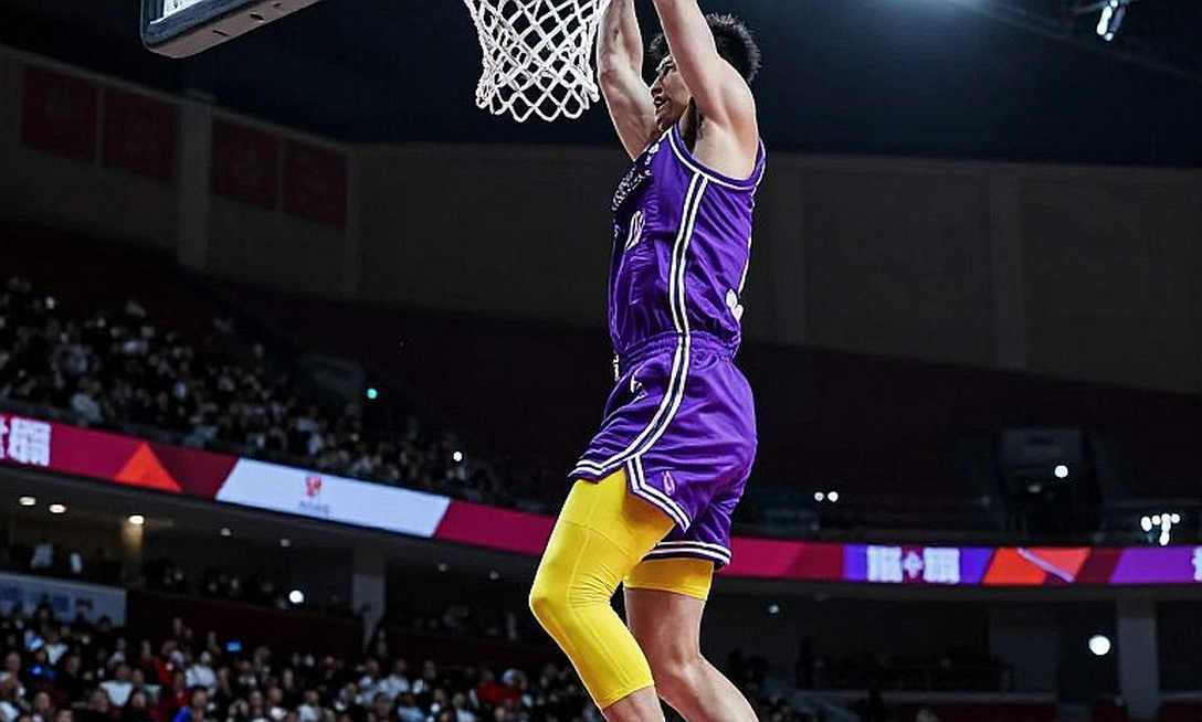 129 quả ba của Rhyne Howard và đêm sút 1/9: kỷ lục WNBA được viết bằng số trận, không bằng tay nóng