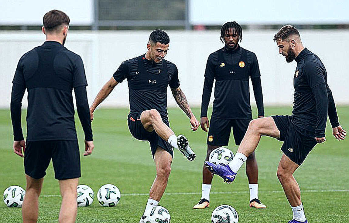 Vietnamese Football and the Rhythm Race: How V.League Is Learning to Play by Structure Vietnamese Football and the Rhythm Race: How V.League Is Learning to Play by Structure