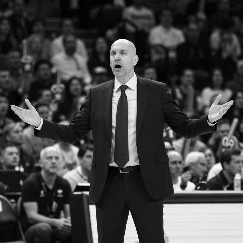 Trent Forrest và bản giao hưởng của sự đa năng tại Fenerbahçe